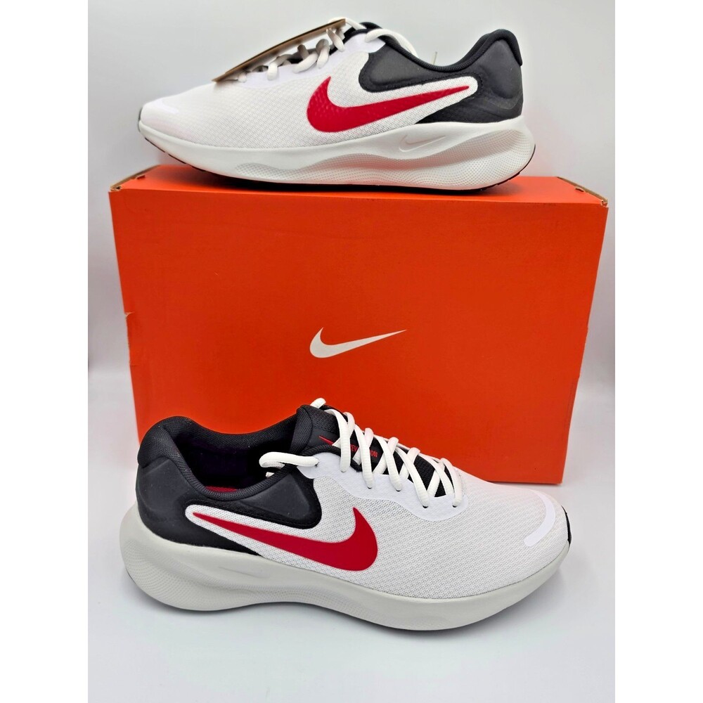 Nike Revolution 7 White Fire Red Black Men's 10 Women's 11.5 FB2207-102 NIB